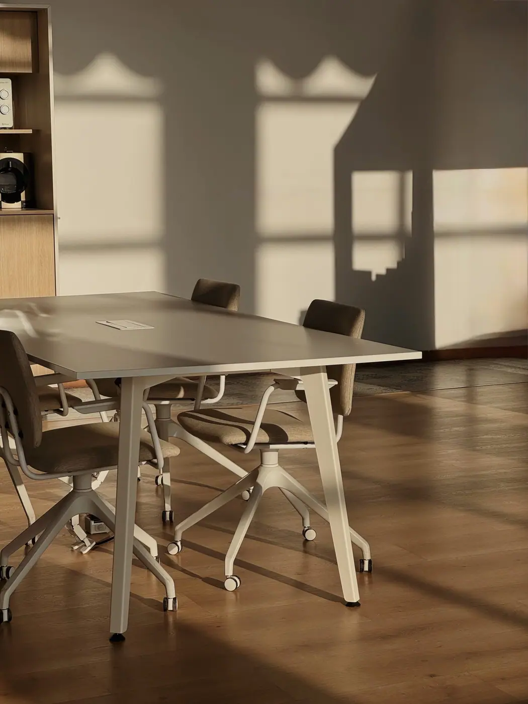 Organova · Mesa de reunión, foto 1